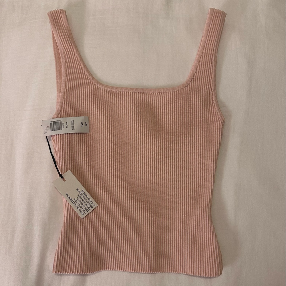 NWT Aritzia Babaton Sculpt Knit Squareneck Tank XS Soft Pink